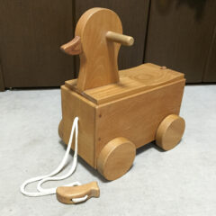 出産祝いに最適！　木の積み木BOXの紹介