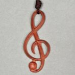 木製　ト音記号ネックレス