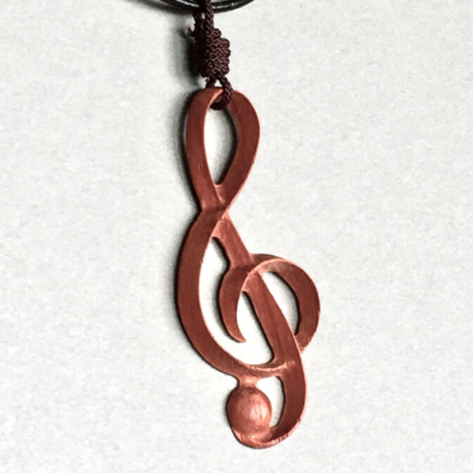 木製　ト音記号ネックレス