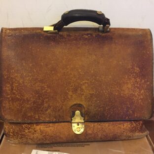 長く使えるものを選びたい　カバン選び