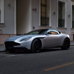 '木のくるま'のモデル 1〜Aston Martin DB11（アストン・マーチンDB11）