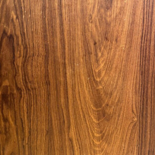 無垢の木と、薄っぺらい木と、木のようなもの