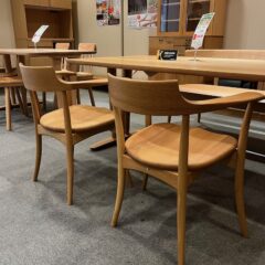 素敵なダイニングチェア 2