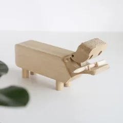 北欧の木のおもちゃの紹介7　〜カイ・ボイスンの「Hippo（ヒッポ）」がくれる、遊び心と安心感〜